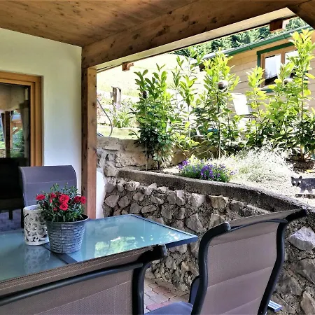 Der Trueferhof Apartment *